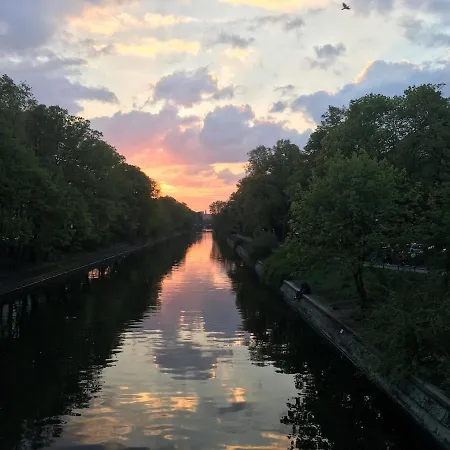 アパート Colorful Design 2room W Balcony Next Maybachufer *