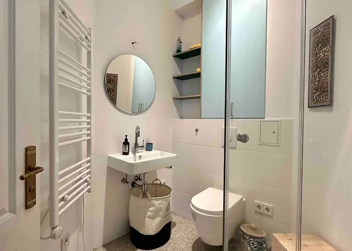 Apartman Colorful Design 2room W Balcony Next Maybachufer