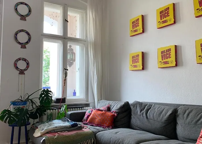 Colorful Design 2room W Balcony Next Maybachufer