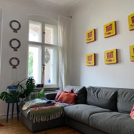 Colorful Design 2room W Balcony Next Maybachufer